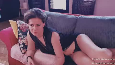 Snapshot of billie__rose chatting on July 13, 2026, 9:56 am Billie Rose online show from July 13, 2026, 9:56 am