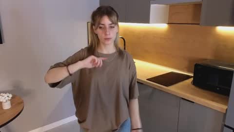 Milla online show from April 2, 2026, 6:11 am