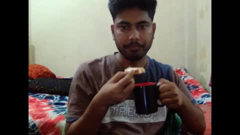 Snapshot of birbikrom104 chatting on April 23, 2026, 2:57 am birbikrom104 online show from April 23, 2026, 2:57 am