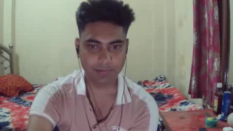Snapshot of birbikrom104 chatting on April 25, 2026, 4:15 pm birbikrom104 online show from April 25, 2026, 4:15 pm