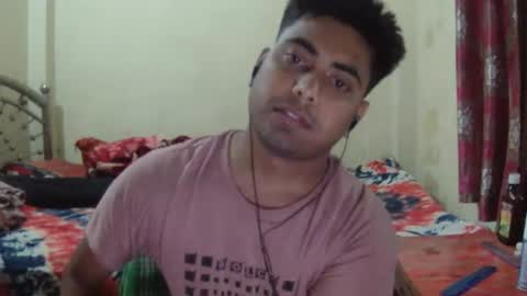 Snapshot of birbikrom104 chatting on April 29, 2026, 5:30 pm birbikrom104 online show from April 29, 2026, 5:30 pm