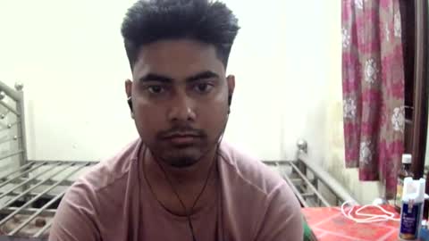 Snapshot of birbikrom104 chatting on May 1, 2026, 4:28 am birbikrom104 online show from May 1, 2026, 4:28 am