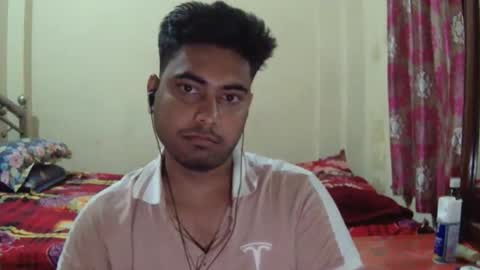 Snapshot of birbikrom104 chatting on May 2, 2026, 5:29 pm birbikrom104 online show from May 2, 2026, 5:29 pm