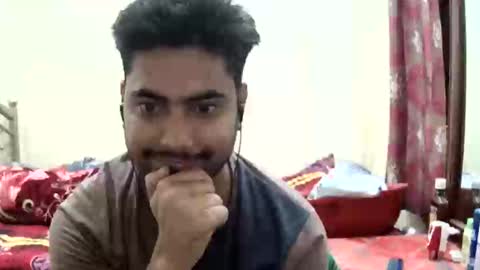Snapshot of birbikrom104 chatting on May 12, 2026, 3:14 am birbikrom104 online show from May 12, 2026, 3:14 am