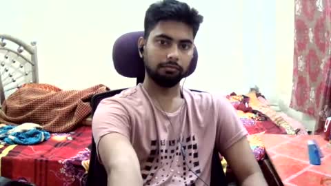 Snapshot of birbikrom104 chatting on July 3, 2026, 5:03 am birbikrom104 online show from July 3, 2026, 5:03 am