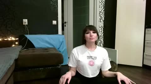 Snapshot of birdie_kiss chatting on February 9, 2026, 7:07 pm birdie_kiss online show from February 9, 2026, 7:07 pm