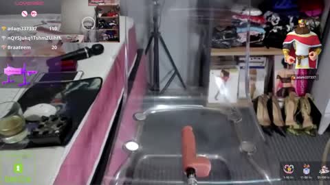 Snapshot of bisexyeliz35 chatting on January 24, 2025, 11:23 pm bisex woman online show from January 24, 2025, 11:23 pm