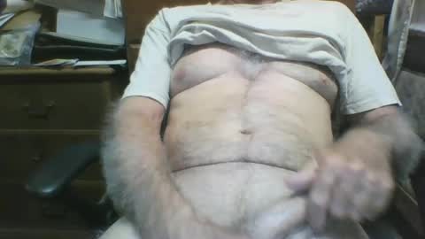 Snapshot of bisoutherner chatting on June 25, 2026, 4:33 pm bisoutherner online show from June 25, 2026, 4:33 pm