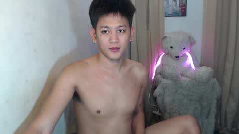 alex online show from November 21, 2025, 5:33 pm