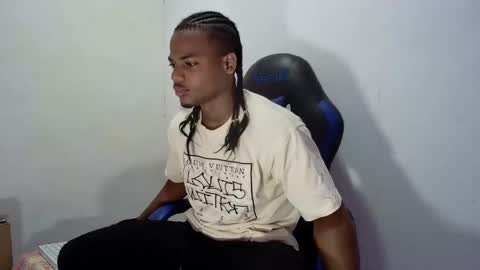 Snapshot of black_dicck chatting on September 18, 2025, 5:26 pm tu morenito online show from September 18, 2025, 5:26 pm
