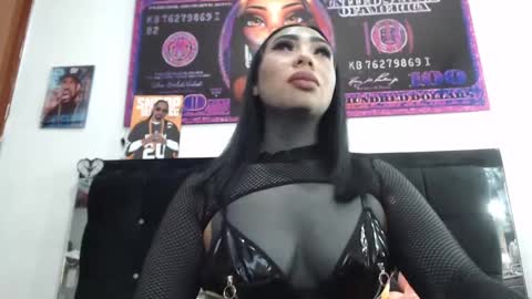 karenth soto online show from February 25, 2025, 12:14 am