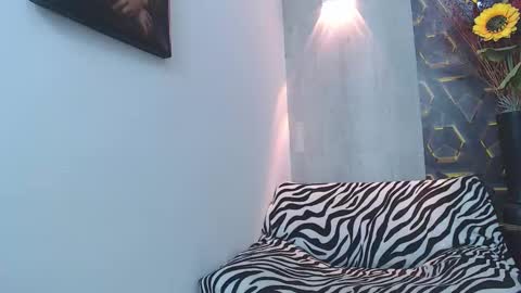 black_king_241 online show from October 13, 2025, 2:11 am