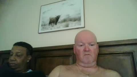 black_n_white4 online show from January 6, 2025, 11:42 pm