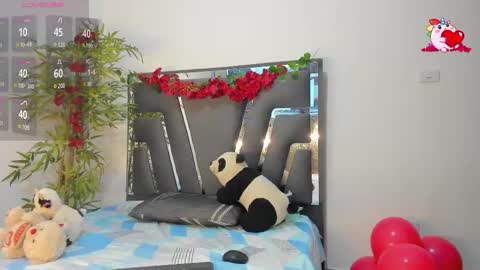 Snapshot of black_rose02 chatting on February 16, 2025, 11:59 am B L A C K R O S E online show from February 16, 2025, 11:59 am