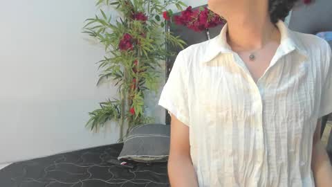 Snapshot of black_rose02 chatting on March 5, 2025, 11:38 am B L A C K R O S E online show from March 5, 2025, 11:38 am