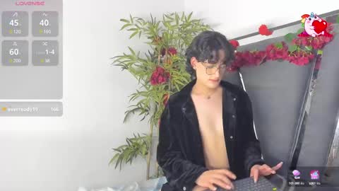 Snapshot of black_rose02 chatting on March 12, 2025, 6:00 pm B L A C K R O S E online show from March 12, 2025, 6:00 pm