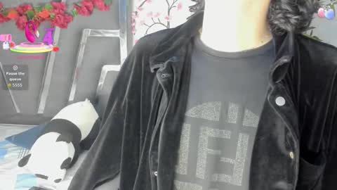 Snapshot of black_rose02 chatting on September 23, 2025, 11:35 am B L A C K R O S E online show from September 23, 2025, 11:35 am