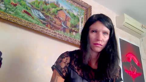 Kristin online show from October 7, 2025, 12:13 pm