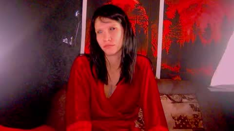 Kristin online show from November 8, 2025, 12:49 pm