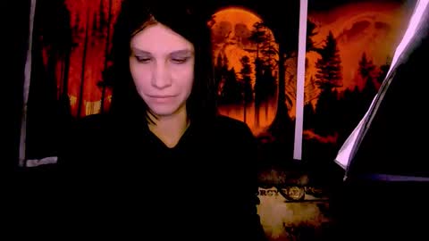 Kristin online show from December 3, 2025, 2:37 pm