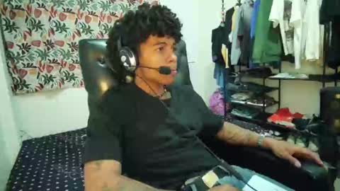 black_tentationx online show from February 1, 2025, 2:37 am