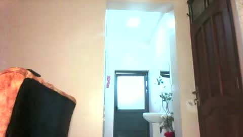 black african online show from February 12, 2025, 4:33 am