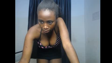 Snapshot of blackbeauty60 chatting on April 15, 2026, 5:31 pm lela online show from April 15, 2026, 5:31 pm