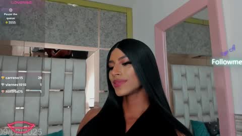 Nina online show from February 12, 2025, 3:49 pm