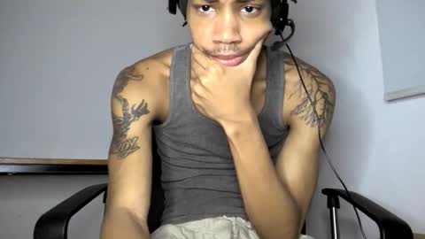 Snapshot of blackbulltitus chatting on June 3, 2026, 5:43 am BlackBullTitus online show from June 3, 2026, 5:43 am