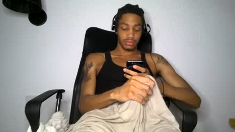 Snapshot of blackbulltitus chatting on June 13, 2026, 4:43 am BlackBullTitus online show from June 13, 2026, 4:43 am