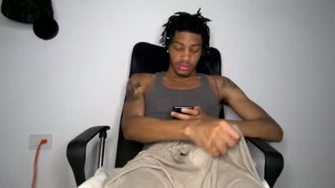Snapshot of blackbulltitus chatting on June 18, 2026, 4:13 am BlackBullTitus online show from June 18, 2026, 4:13 am