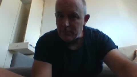 blackdog71 online show from January 11, 2025, 10:40 pm