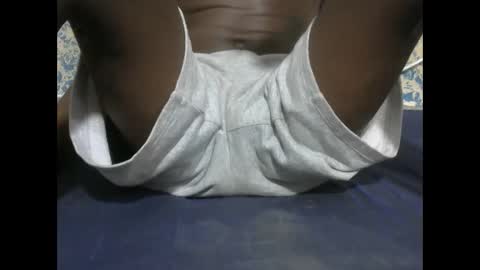 Snapshot of blackdudu0 chatting on February 21, 2026, 7:04 pm Ask in privacy online show from February 21, 2026, 7:04 pm