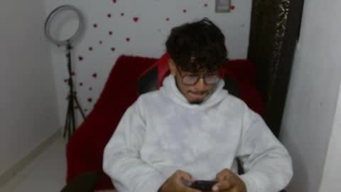 mateo online show from May 5, 2026, 6:27 pm