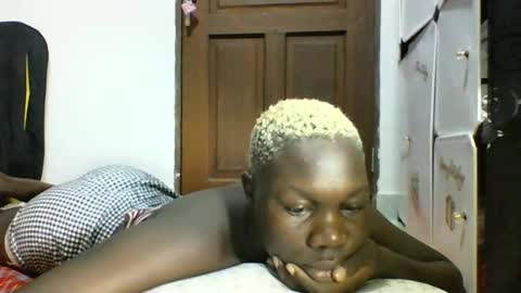 blackmarvel02 online show from December 23, 2025, 5:16 am