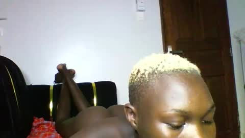 blackmarvel02 online show from February 2, 2026, 4:17 pm