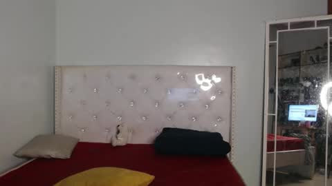 Cleo online show from March 12, 2026, 9:54 pm