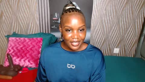 Snapshot of blackmellanin_ chatting on June 13, 2026, 12:41 am Smiley sylivia online show from June 13, 2026, 12:41 am
