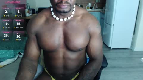 blackmusclegym online show from April 25, 2026, 7:22 pm