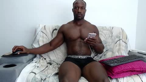 Twtter 1MikeBeckford            Onlyfns beckfordmike online show from March 5, 2026, 2:24 pm