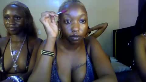 Snapshot of blackqueen2030_ chatting on May 25, 2026, 6:08 am blackqueen2030 online show from May 25, 2026, 6:08 am