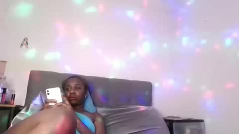 Snapshot of blackqueen888 chatting on January 19, 2025, 12:06 am blackqueen888 online show from January 19, 2025, 12:06 am