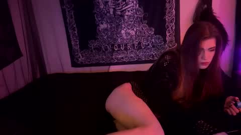 blackstarzara online show from January 7, 2025, 4:18 am