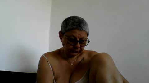 Snapshot of blackwidow05 chatting on July 15, 2026, 12:10 pm Black Widow online show from July 15, 2026, 12:10 pm