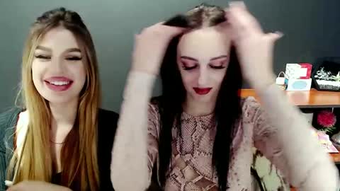 Snapshot of blacky_berry chatting on January 3, 2025, 4:48 pm Ivy online show from January 3, 2025, 4:48 pm