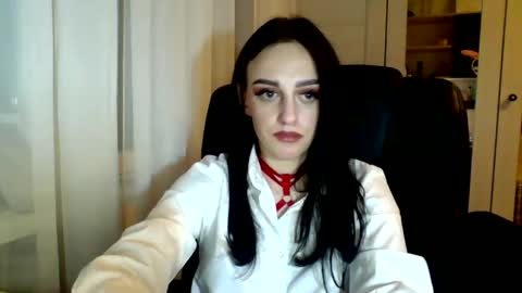 Snapshot of blacky_berry chatting on February 23, 2025, 8:44 pm Ivy online show from February 23, 2025, 8:44 pm