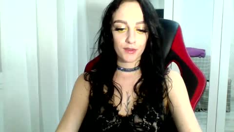 Snapshot of blacky_berry chatting on March 4, 2025, 8:49 pm Ivy online show from March 4, 2025, 8:49 pm