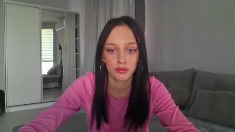 Snapshot of blacky_berry chatting on September 13, 2025, 2:06 pm Ivy online show from September 13, 2025, 2:06 pm