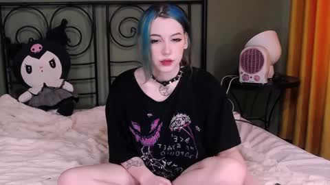 blacky_tea online show from February 5, 2025, 12:27 pm