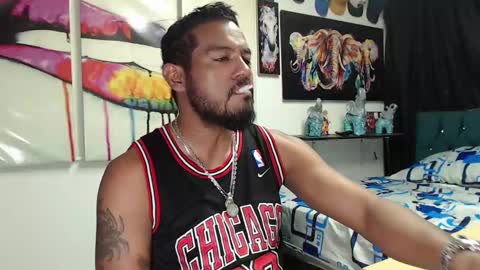 Snapshot of blade_foxx chatting on January 23, 2025, 12:04 am Richard online show from January 23, 2025, 12:04 am